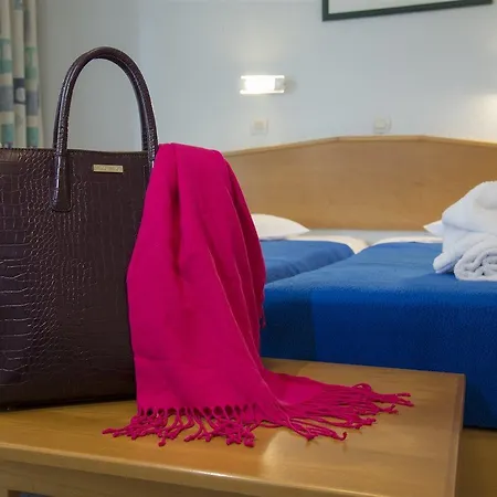 Erato Studios&apartments Aparthotel