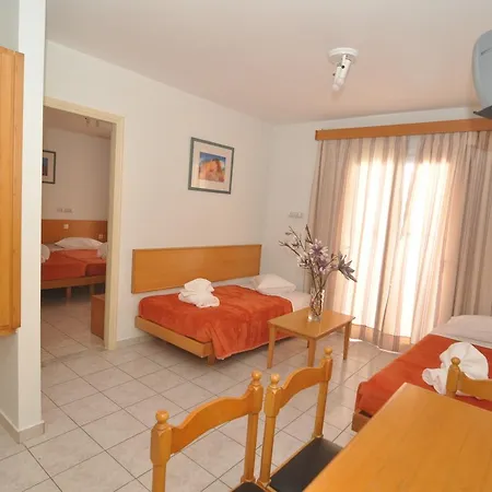 Erato Studios&apartments