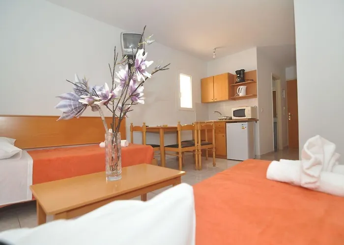 Erato Studios&apartments