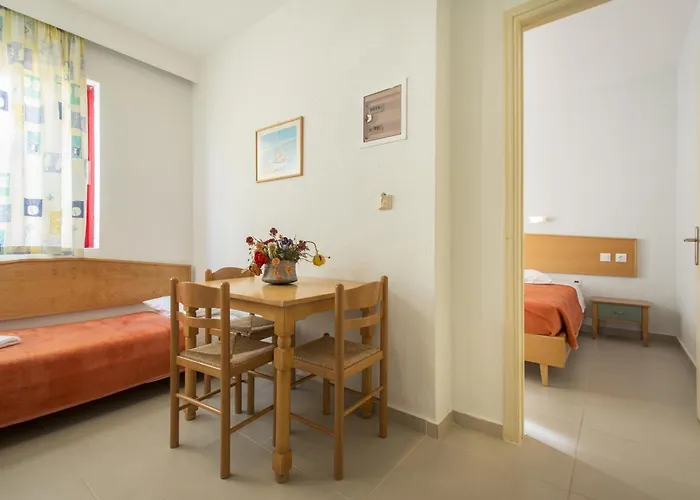 Erato Studios&apartments 3*