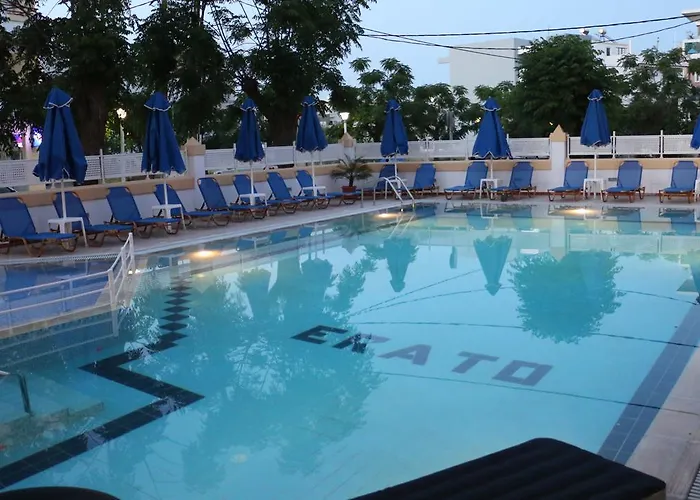 Erato Studios&apartments