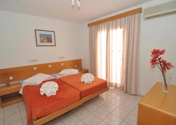 Erato Studios&apartments 3*