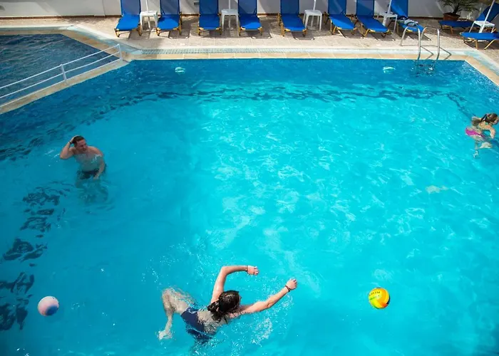 Ξενοδοχείο με διαμερίσματα Erato &