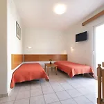 Erato Studios&apartments