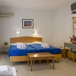 Erato Studios&apartments