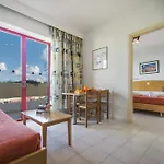Erato Studios&apartments Aparthotel