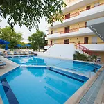 Erato Studios&apartments