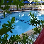 Erato Studios&apartments Aparthotel